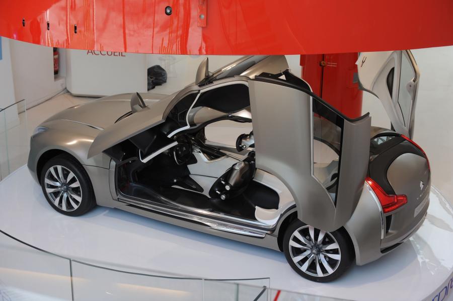  Citroen C-Metisse Concept 2006 года  (фото 17 из 130)